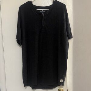 American Eagle Black Short Sleeve Henley Shirt